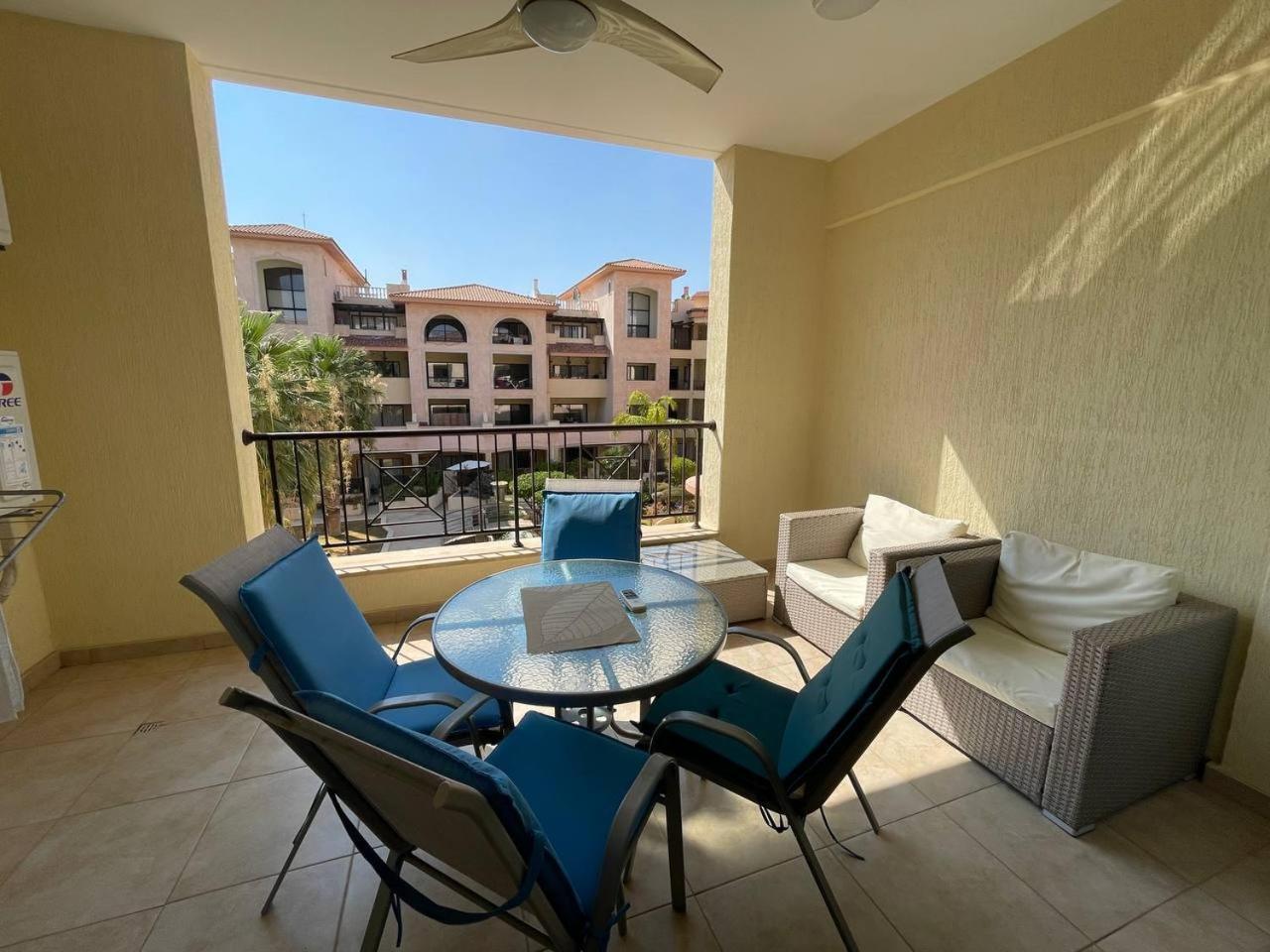 Queens Gardens Paphos 外观 照片