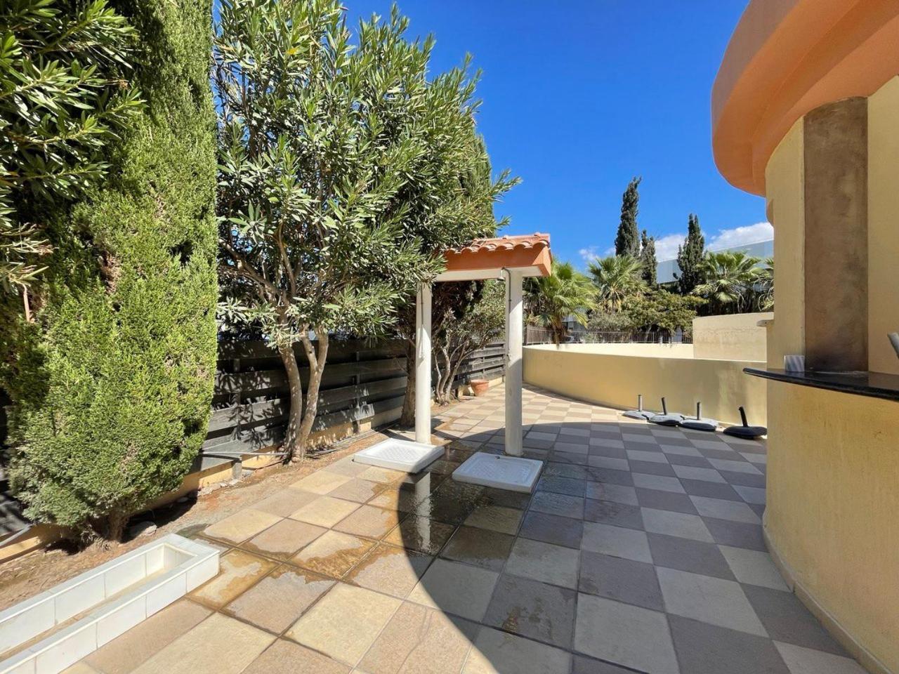 Queens Gardens Paphos 外观 照片