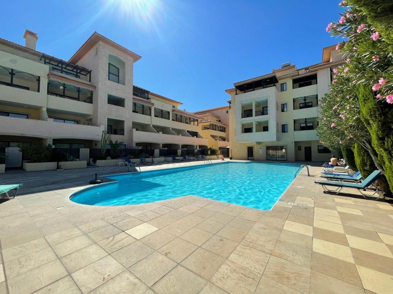 Queens Gardens Paphos 外观 照片