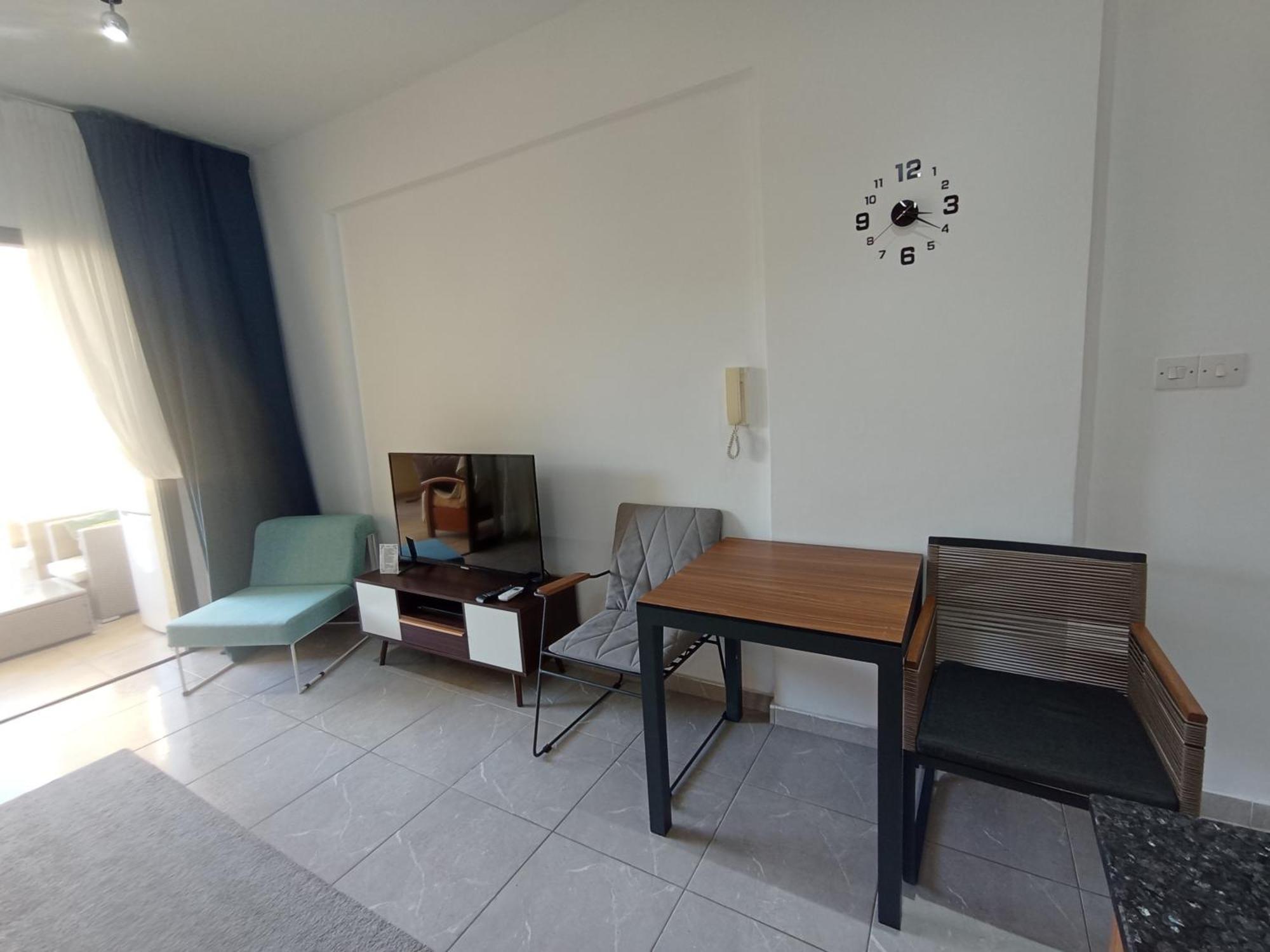 Queens Gardens Paphos 外观 照片