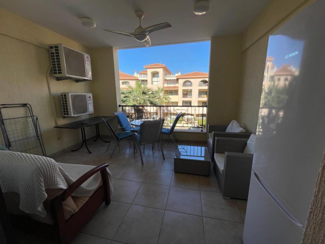 Queens Gardens Paphos 外观 照片